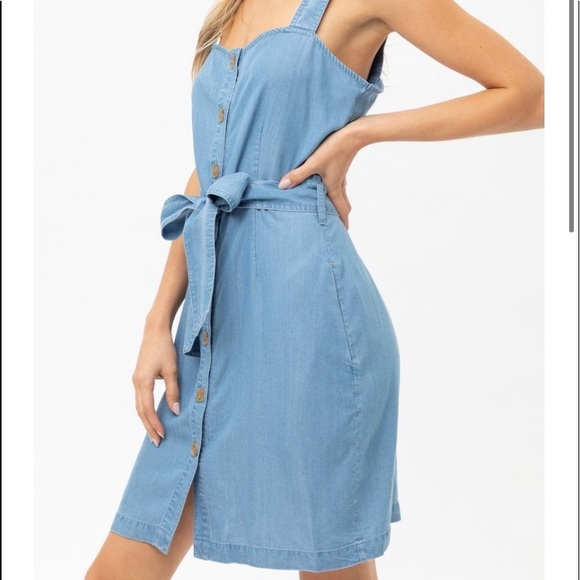 Button Down Denim Dress - Picture 2 of 5